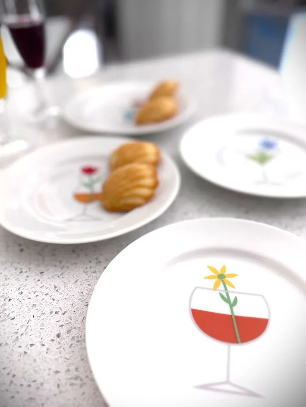 Vintage Crate & Barrel Blossoms Up Appetizer Plates Set of 6